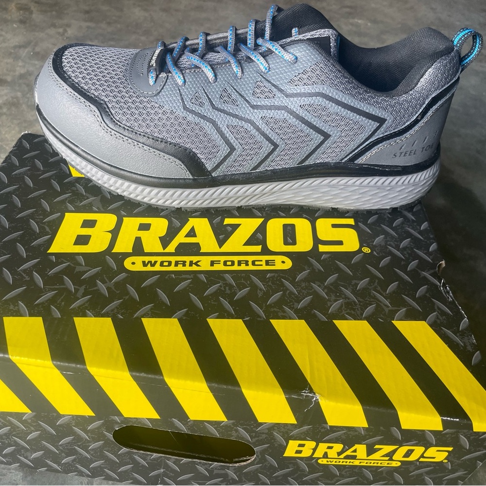 Brazos Workflow Mens 10.5 Safety Shoes Steel Toe Sneaker Water Repellent Leather